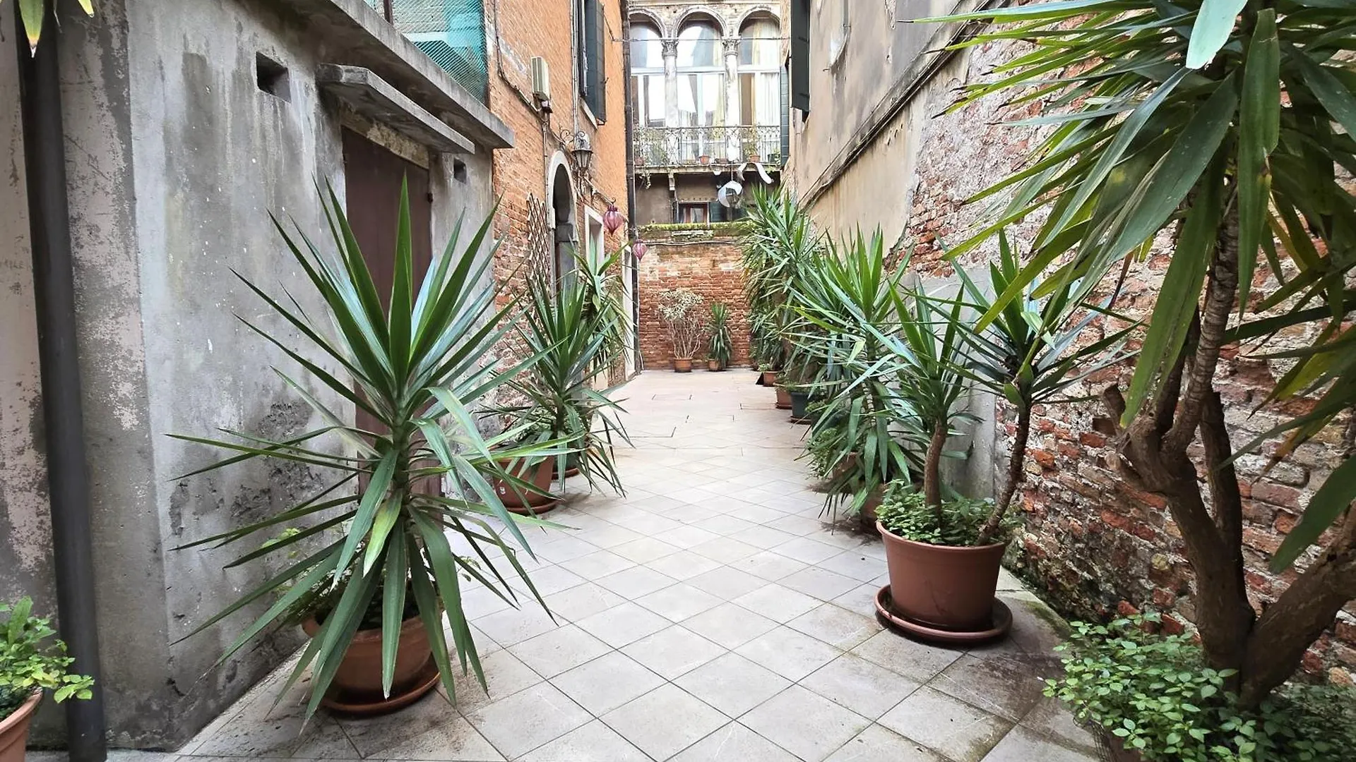 Cozy Studio With Canal View Venedig 0*,